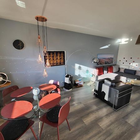 Tichnich Appartement - 2 Bedrooms - 1 Min Away From Train Station Annemasse Zewnętrze zdjęcie